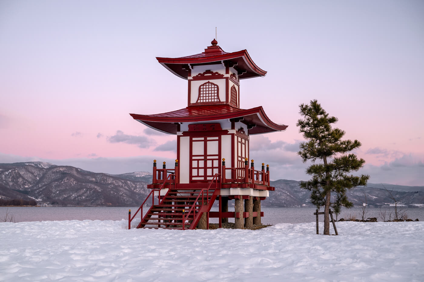 Ukimido, Lake Toya, Hokkaido