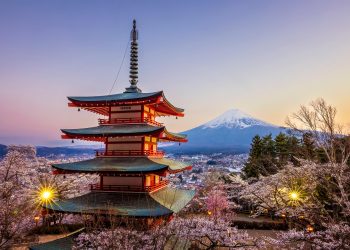 Chureito Pagoda, Fujiyoshida with Mt Fuji in the background, Japan